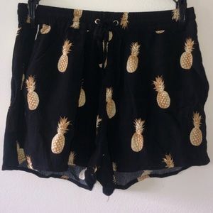 Forever 21 | Pineapple jogger Shorts